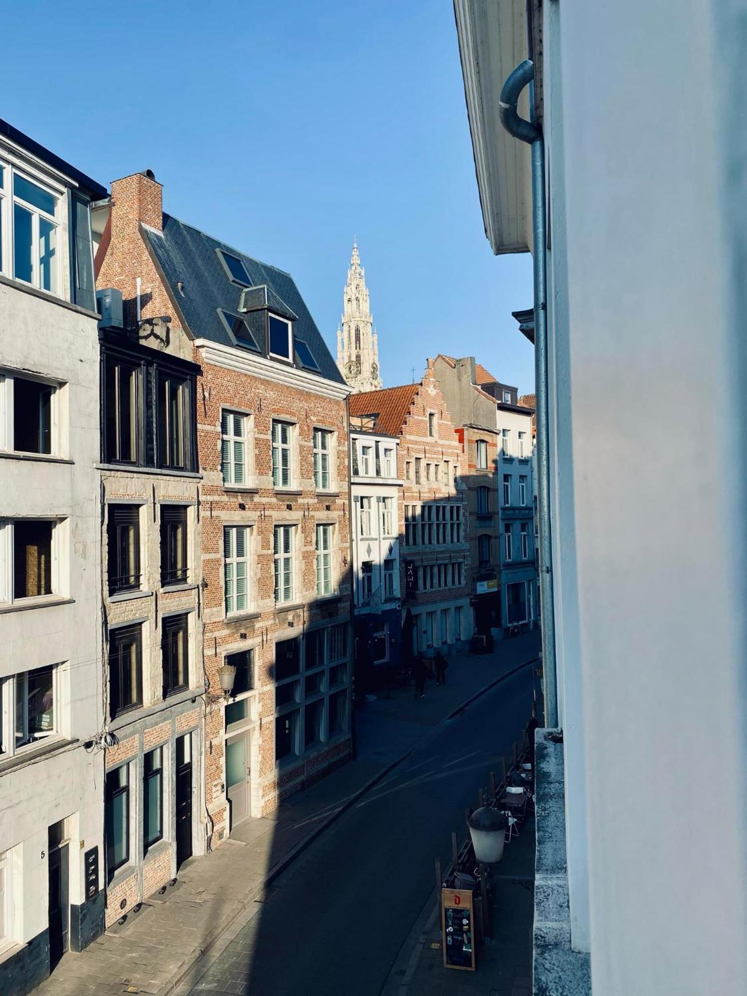 Mystic'S Lodge Antwerpen Exteriör bild